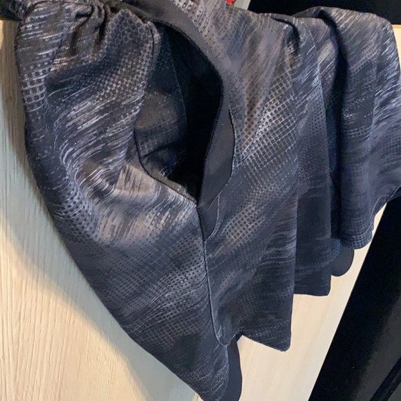 Boy's Shirts & Tank Set - Picture 7 of 7